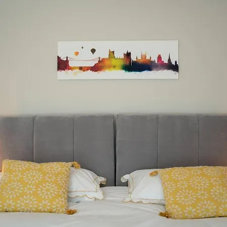 Banksy's Hideaway * 브리스틀